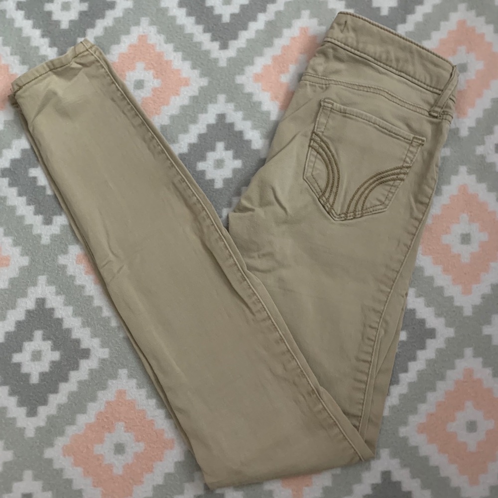 HOLLISTER skinny khakis